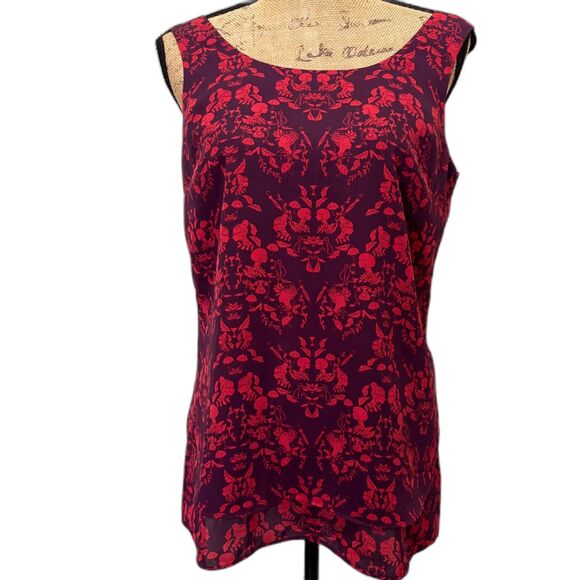 Cabi #3258 Cameo Sleeveless Layered Blouse Portrait Damask Purple Red Size Small - Picture 1 of 5